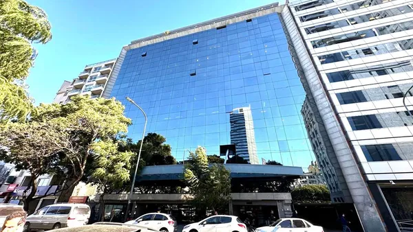Oficina en LIMA AL 300 | EDIFICIO WORLD TRADE CENTER | MICROCENTRO