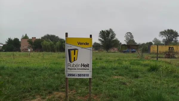 Terreno en Libertad al 600 entre Azcuenaga y Moreno