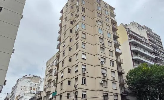 Departamento en Viamonte al 1700, CABA