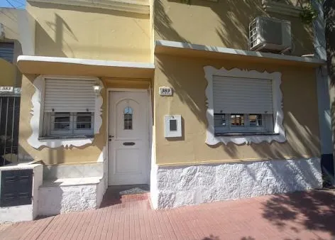Casa en 12 de Octubre al 300