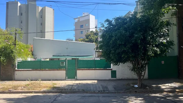 Terreno en Calle 55 entre 24 y 25