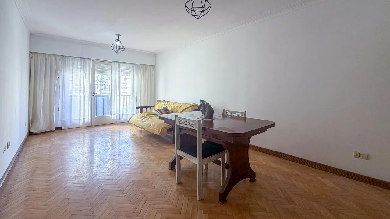 Departamento en Paraguay al 900