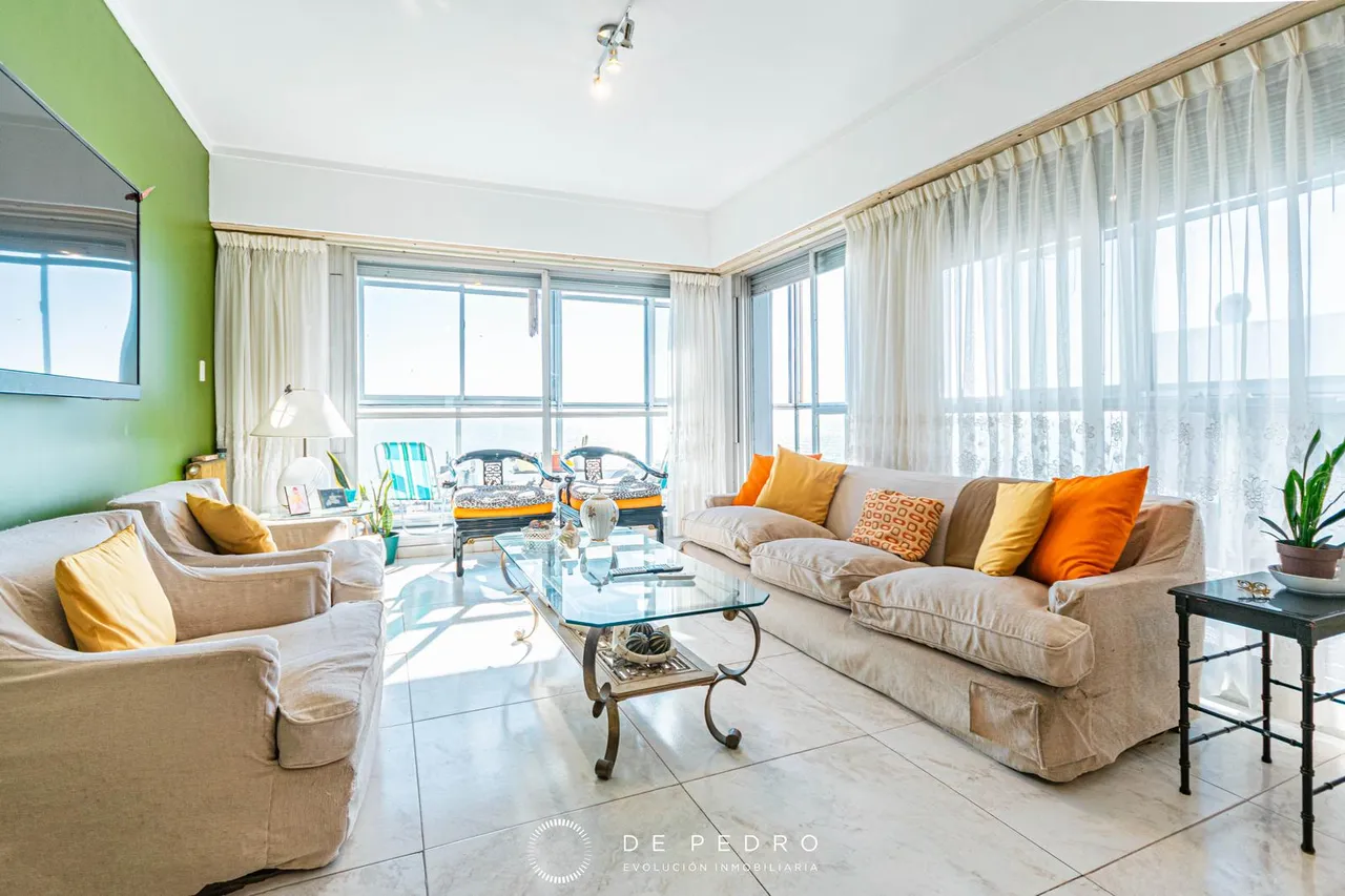 Departamento en Diagonal Alberdi al 2300