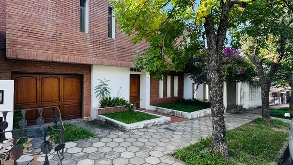 Casa en Pje Francisco Crespo Y Denis al 3800