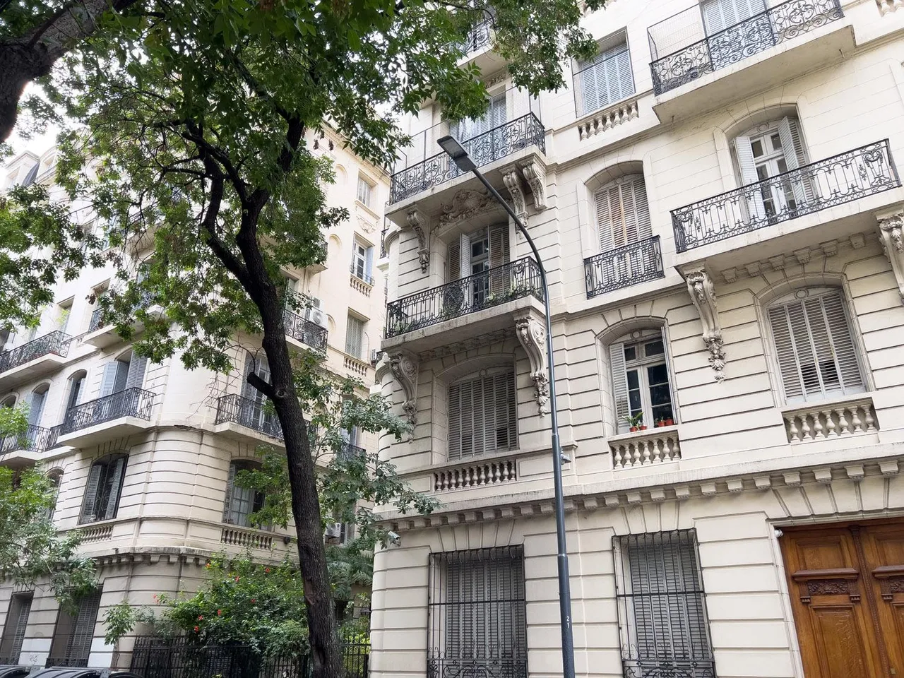 Departamento en Sarandi al 100