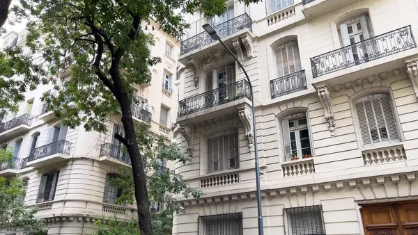 Departamento en Sarandi al 100
