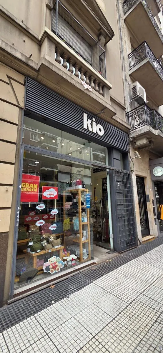 Local Comercial en Av. Santa Fe al 1200 Recoleta CABA