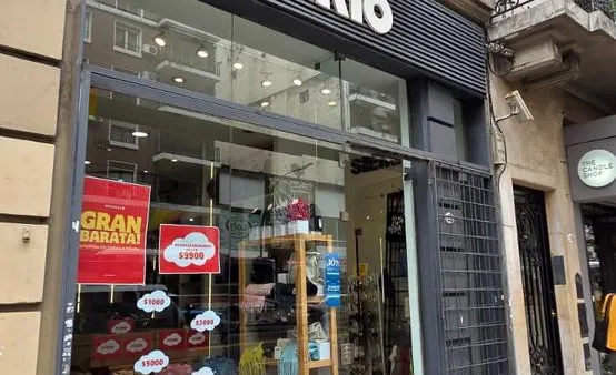 Local Comercial en Av. Santa Fe al 1200 Recoleta CABA