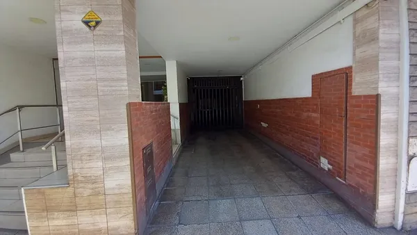 Cochera en Arenales al 3000