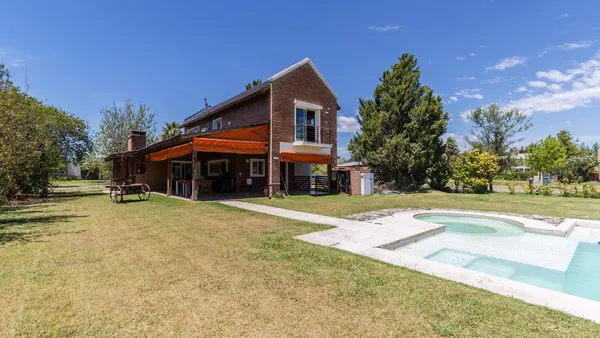 Casa en Casa en Puerto Roldan