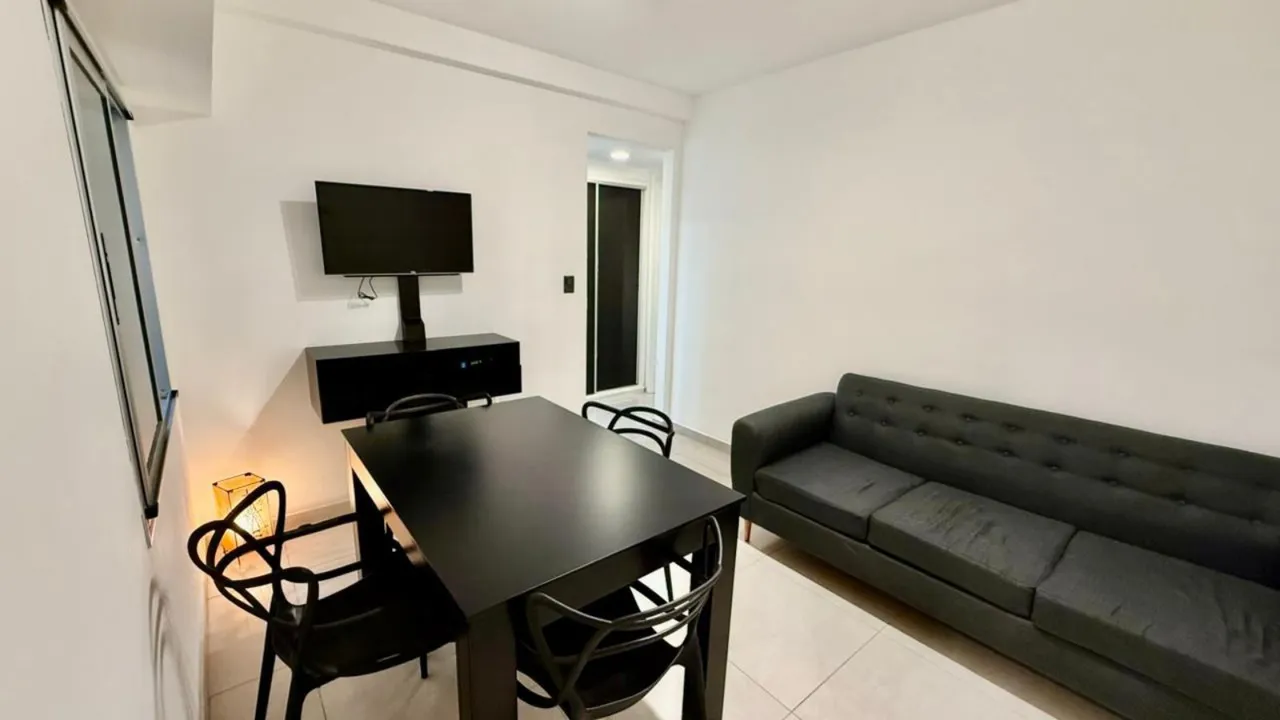 Departamento en Colon al 2700