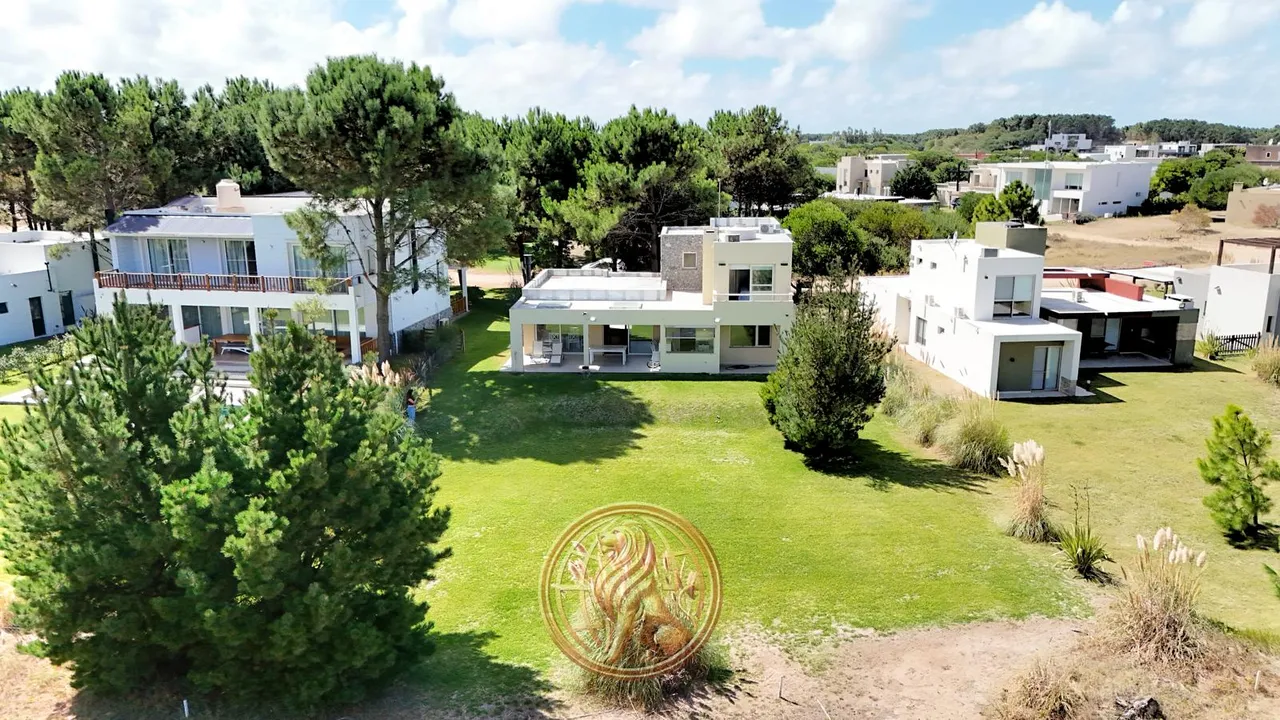 Casa en Golf I Lote al 400