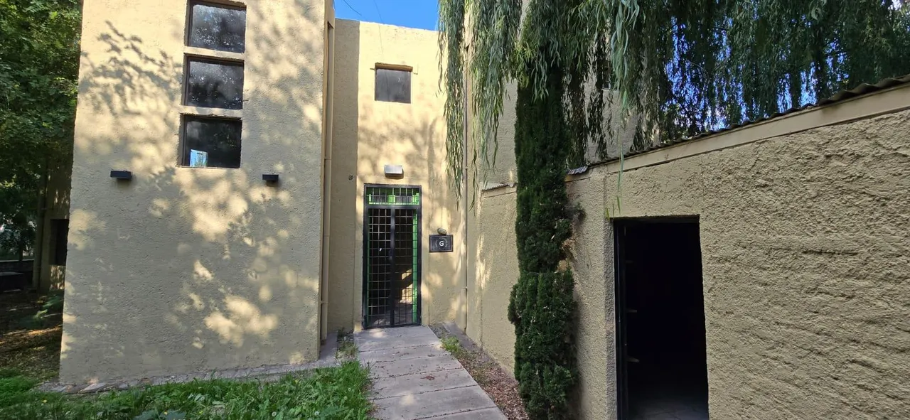Local Comercial en Calle Viamonte al 4900