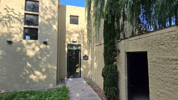 Local Comercial en Calle Viamonte al 4900