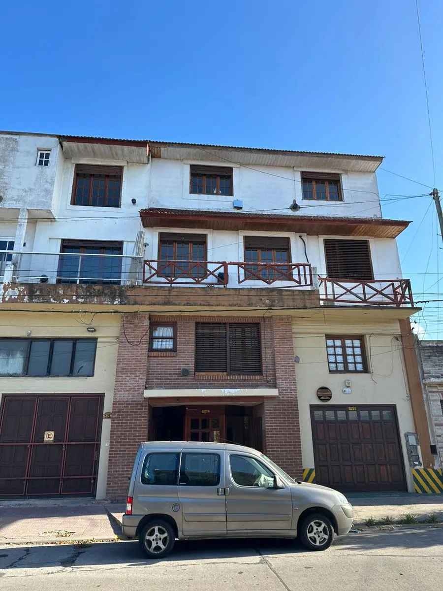 Departamento en Rivadavia al 5200