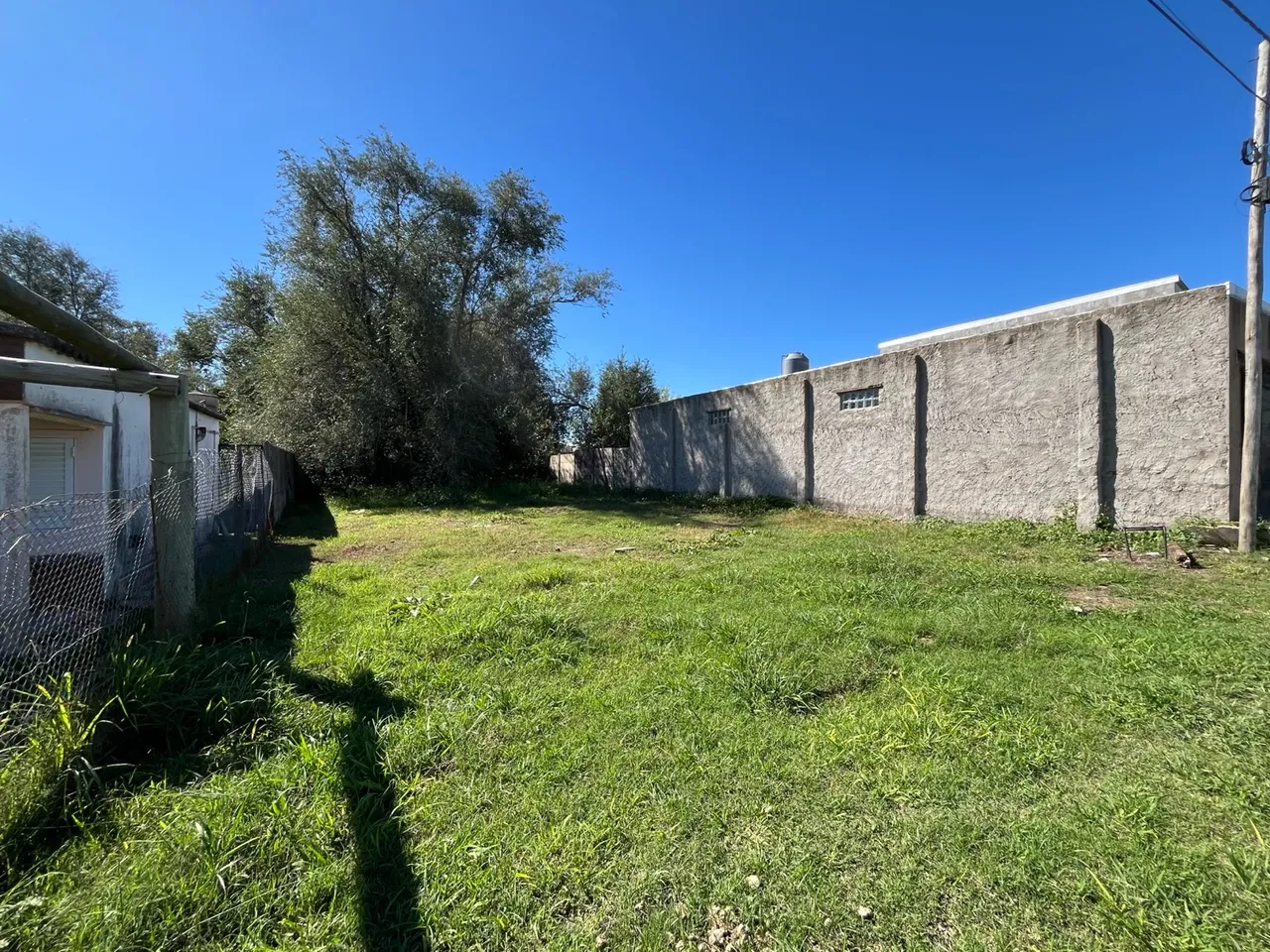 Terreno en Guiraldes al 600