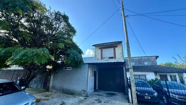 Casa en Carriego al 1600