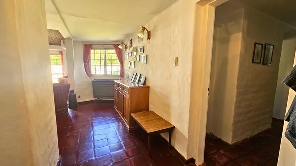Casa en VENTA CASA CON PILETA EN JARDINES DEL REY - JOSE M. GUTIERREZ al 400