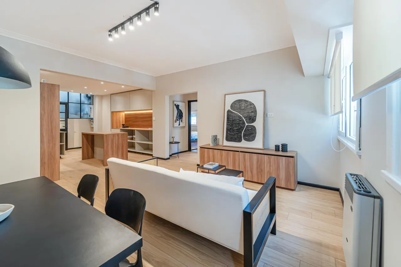 Departamento en Brown al 2500
