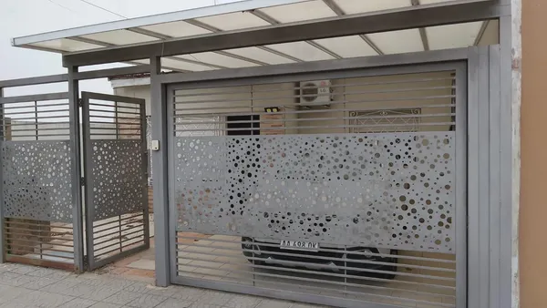 Casa en 47 e/ 26 y 27