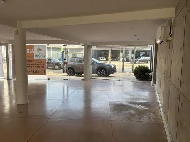 Local Comercial en Libertador al 3100 Vicente Lopez