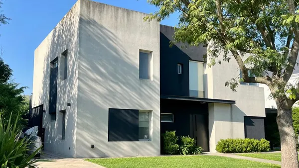 Casa en Avenida Caseros 1700, Nuevo Quilmes, Don Bosco