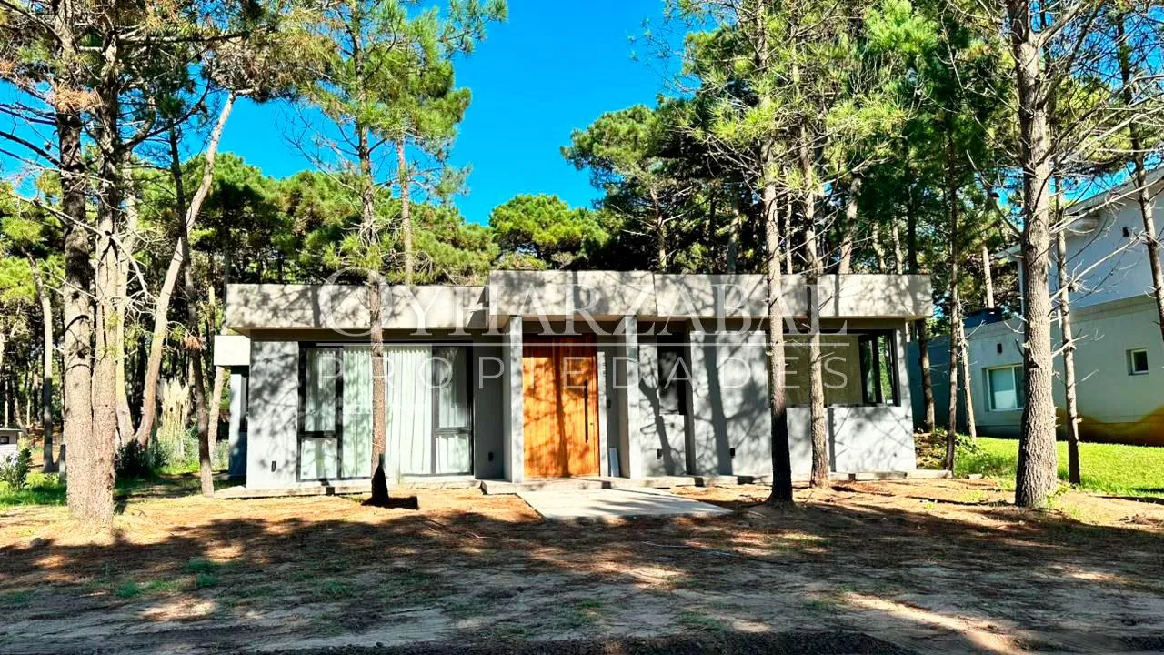 Casa en Alamos N° 1556