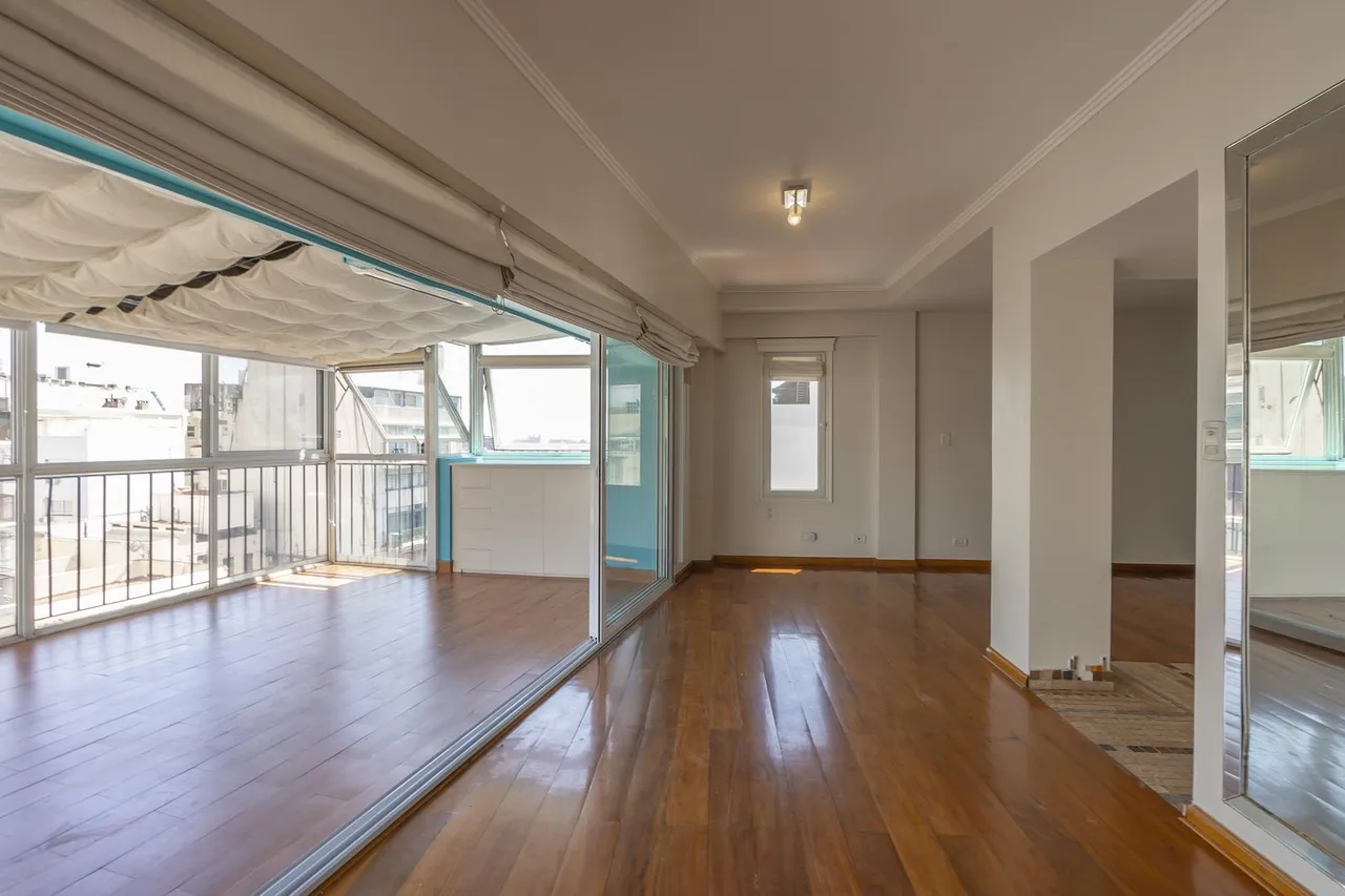 Departamento en Av Callao 2049, Recoleta