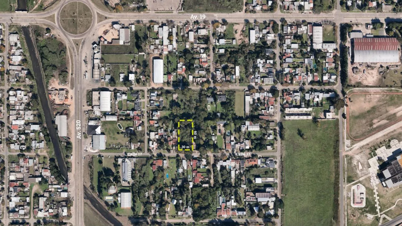 Terreno en 17 e/ 517 y 519