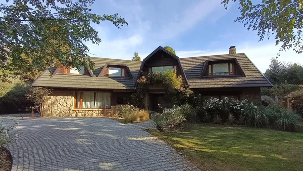 Casa en ARELAUQUEN GOLF & COUNTRY CLUB