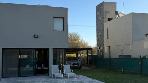 Casa en VILLA CATALINA HERMOSA CASA EN VENTA