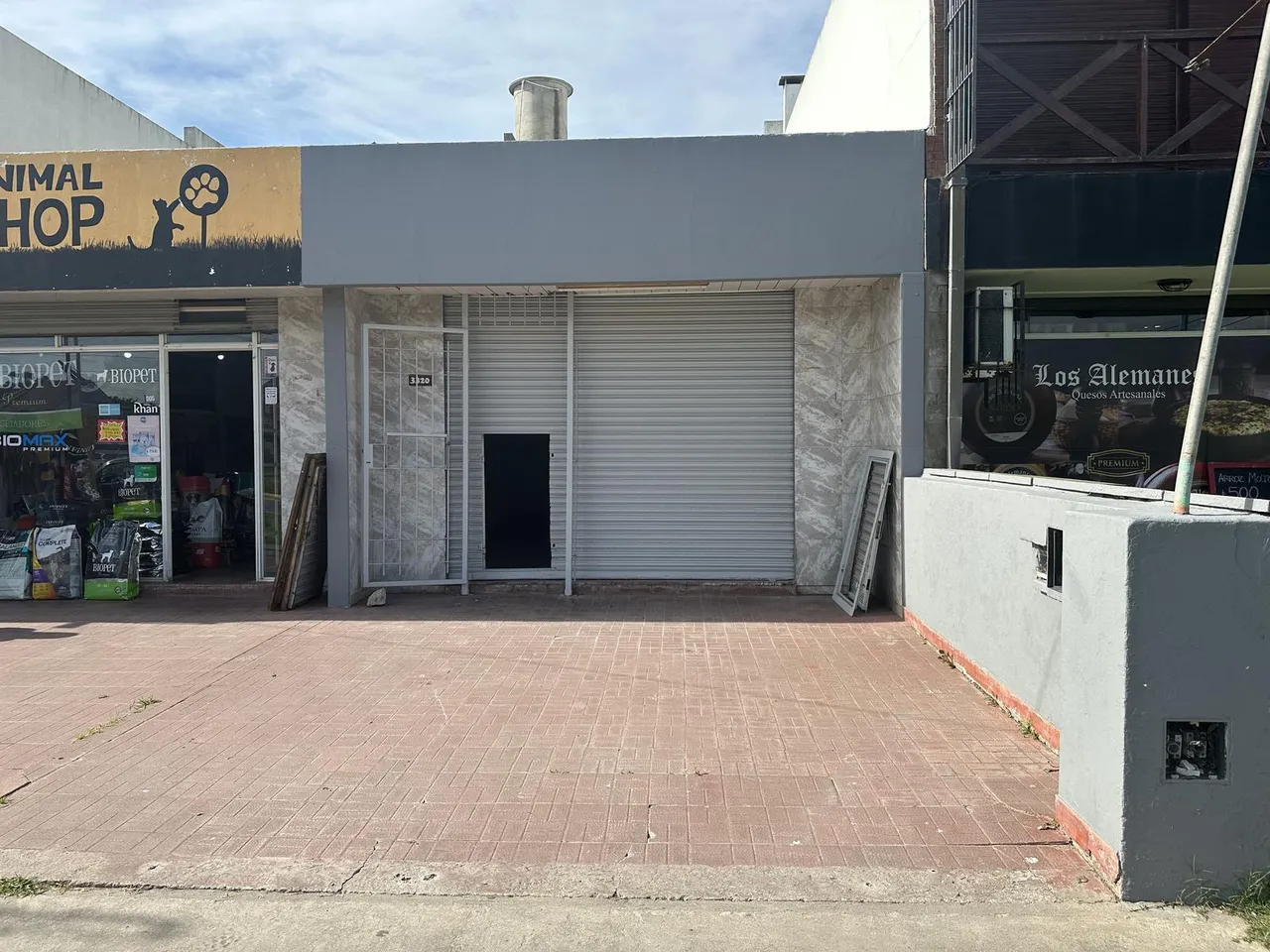 Local Comercial en Av. Tejedor al 3300