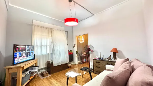 Departamento en Rondeau E/ AV Entre Rios y Solis al 1700