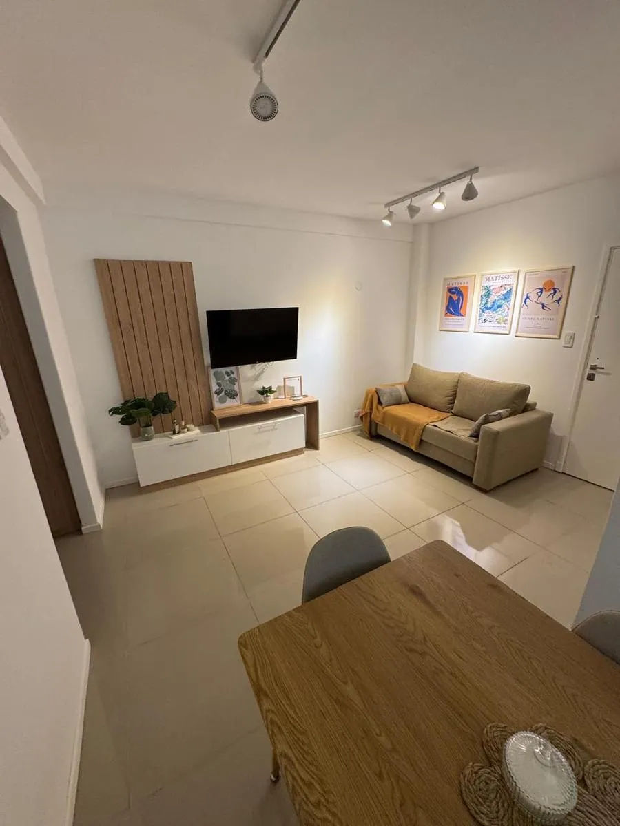 Departamento en Olavarria al 2200 piso 1