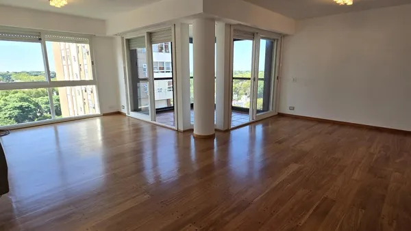 Departamento en Arenales al 1000