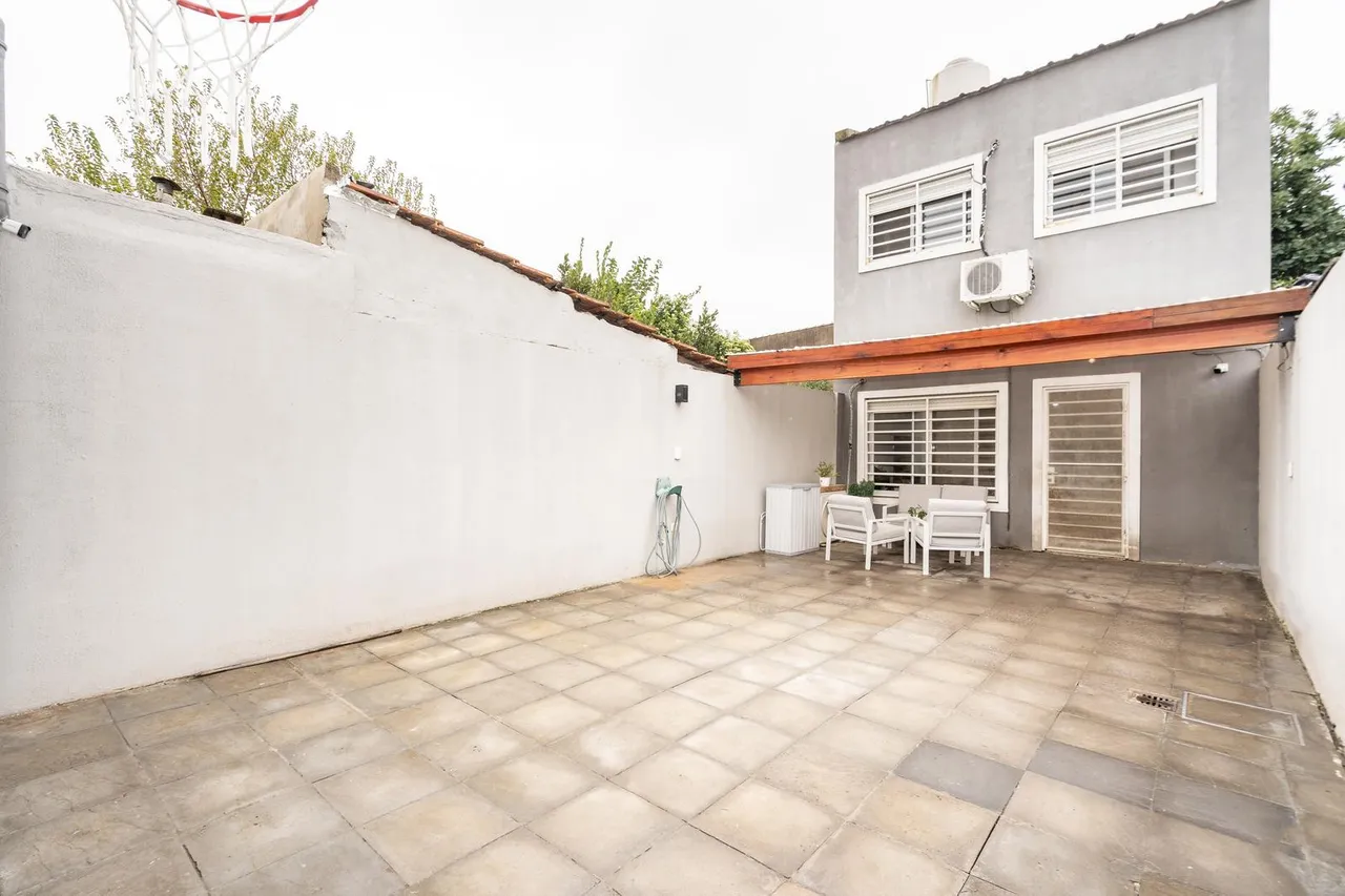 Casa en LAFAYETTE al 4951