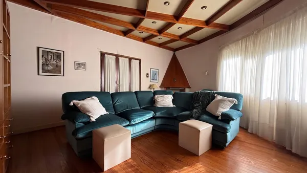 Casa en 7 de Octubre y Moreno
