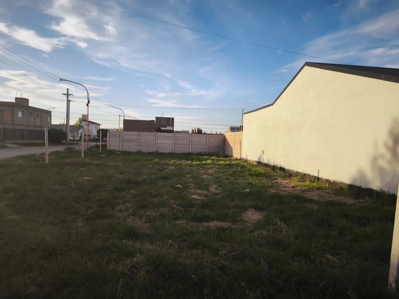 Terreno en Venta terreno esquina 378 m2 frente a plaza - Gral Fernández Oro