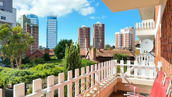 Departamento en Jason al 300