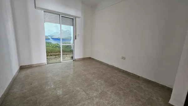 Departamento en 4 (ex 61) Nº 645 entre 126 y 127 PB depto G