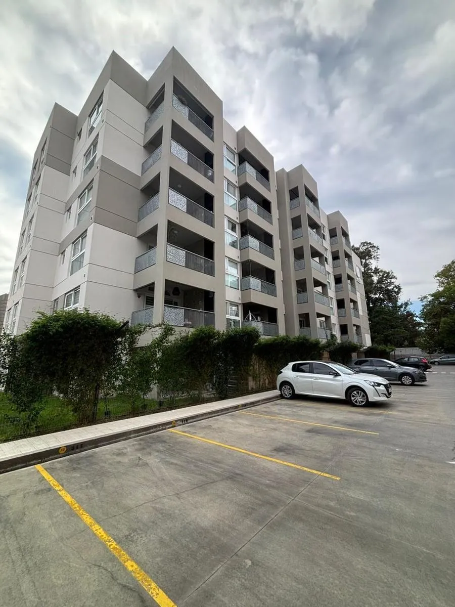 Departamento en Colectora Este Ramal Escobar 1011, B1628 Loma Verde, Provincia de Buenos Aires