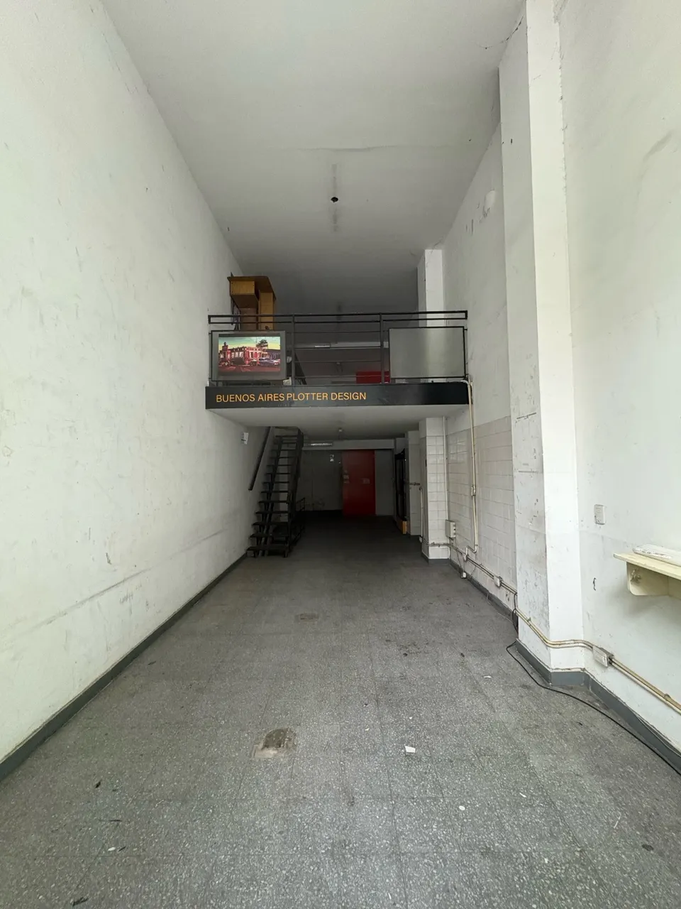 Local Comercial en Sarmiento al 2000