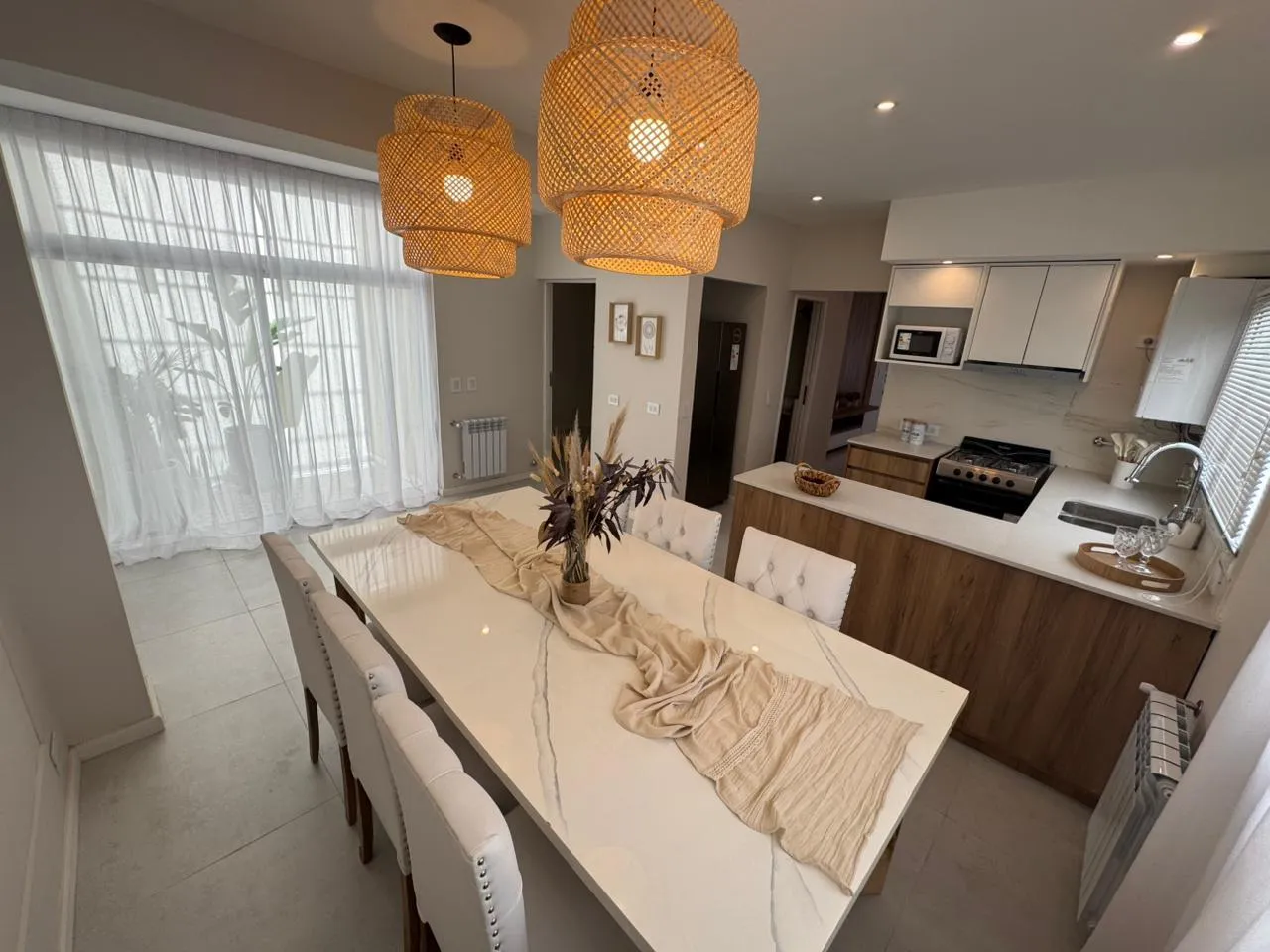 Departamento en VENTA PH 4 ambientes con garage y terraza – A metros del Paseo Aldrey