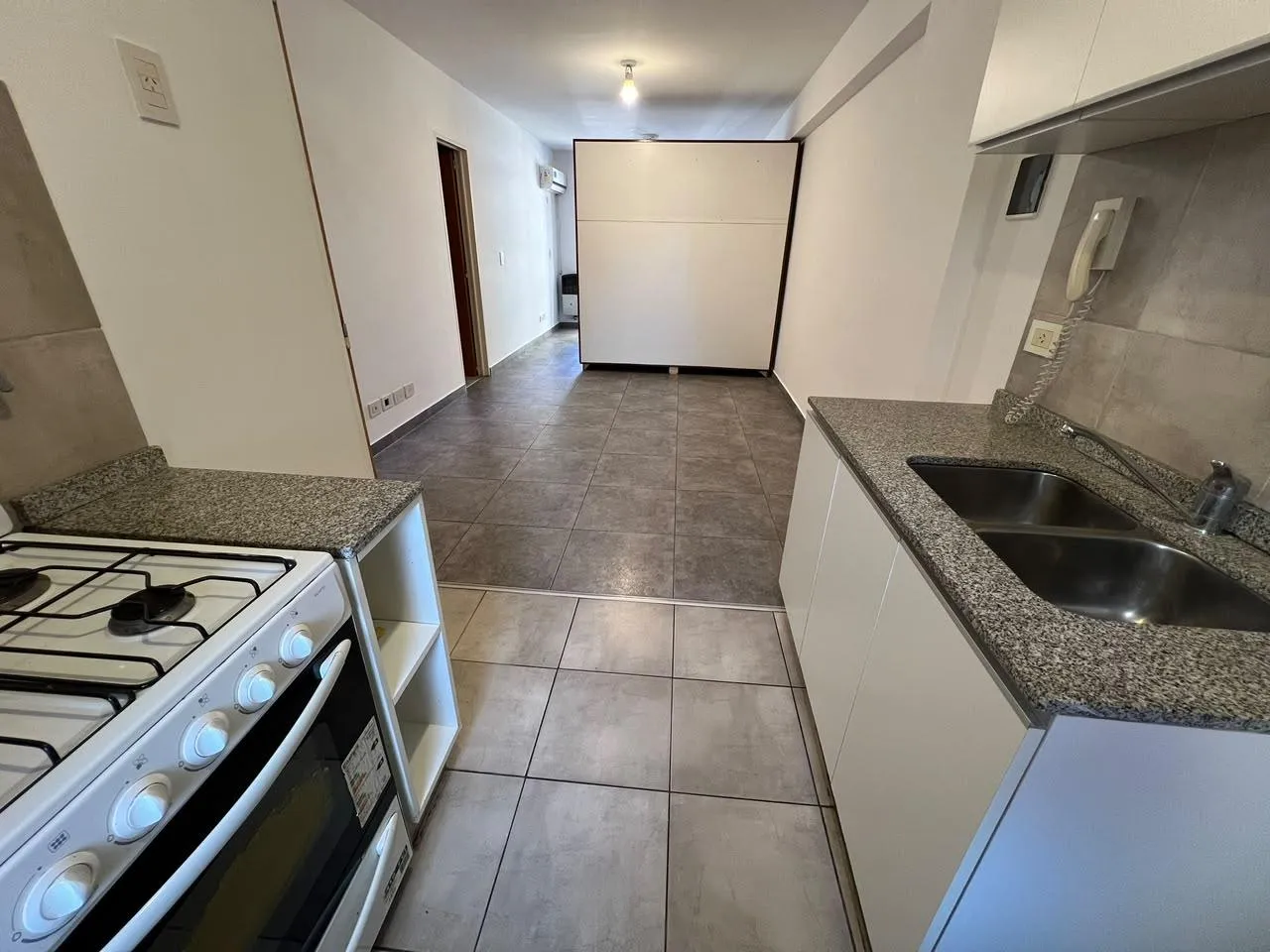 Departamento en Mendoza 2014 Piso 4 Depto A