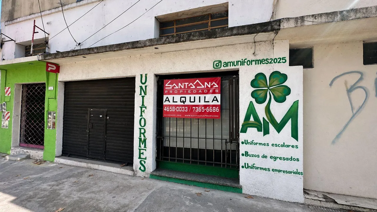 Local Comercial en Alvarado al 200