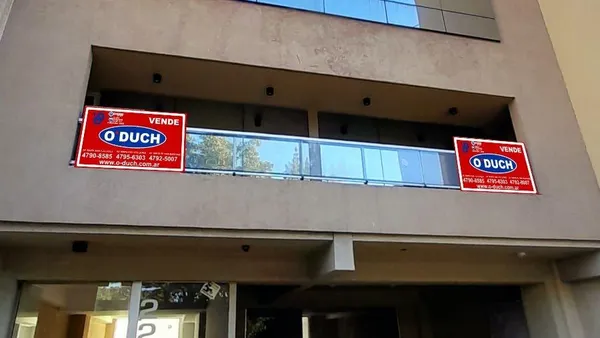 Oficina en Esteban Echeverría al 2200