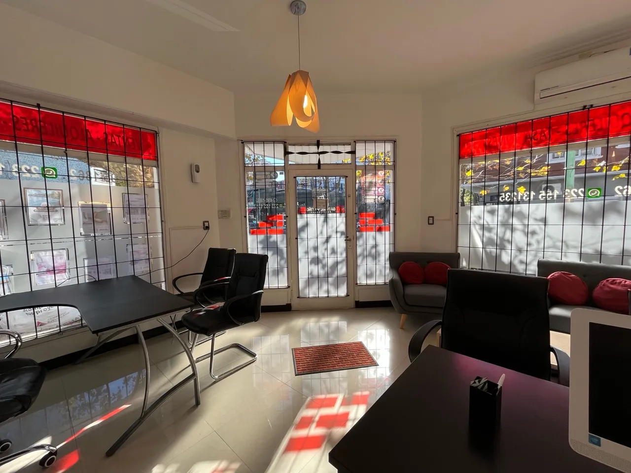 Local Comercial en Hipolito Yrigoyen al 2900