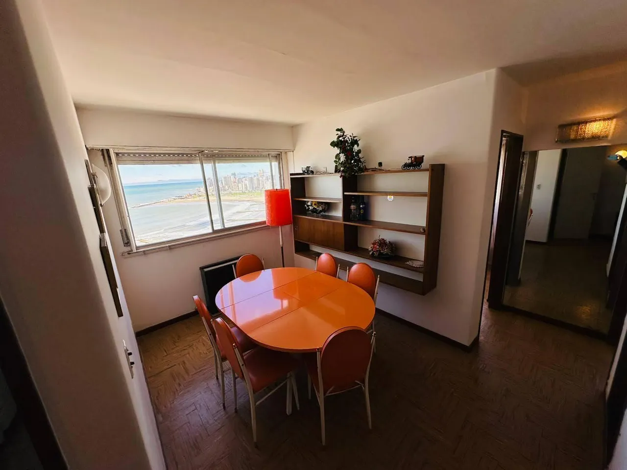 Departamento en Luro al 2200