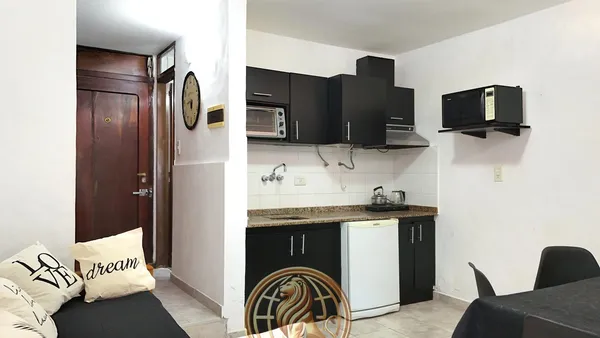 Departamento en Jonas al 400
