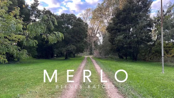 Terreno en 12 y 3